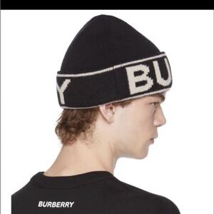 Burberry Nova Check Black Beanie